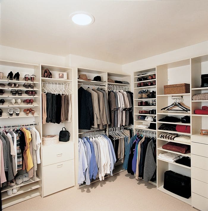 Closet Daylighting